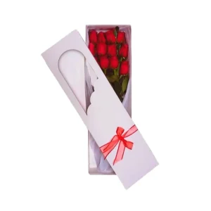 cajita de 12 rosas rojas